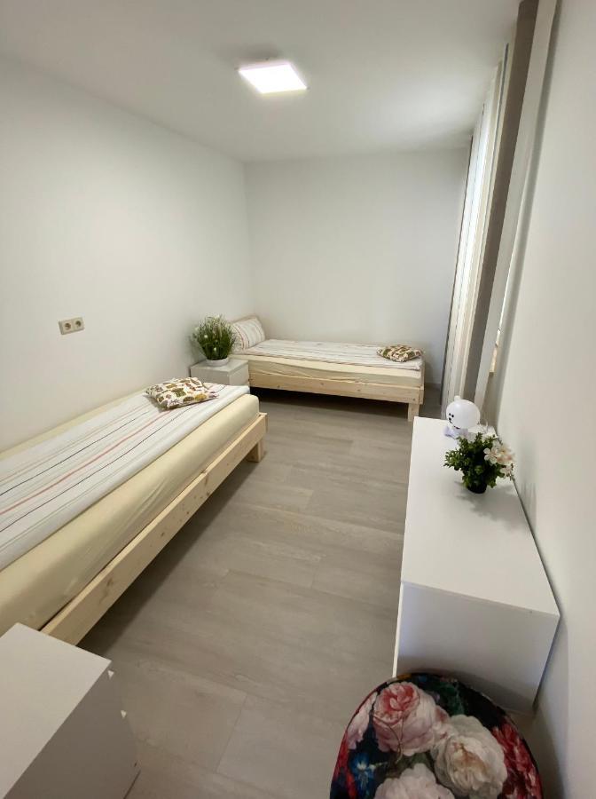 Auf Der Alm 21 Apartment บาเดน-บาเดน ภายนอก รูปภาพ